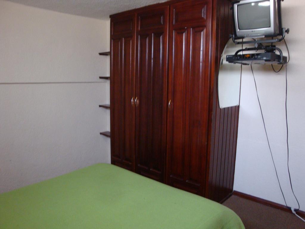 Hostal Santa Maria Gracia Кито Екстериор снимка