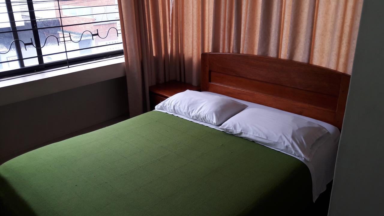 Hostal Santa Maria Gracia Кито Екстериор снимка