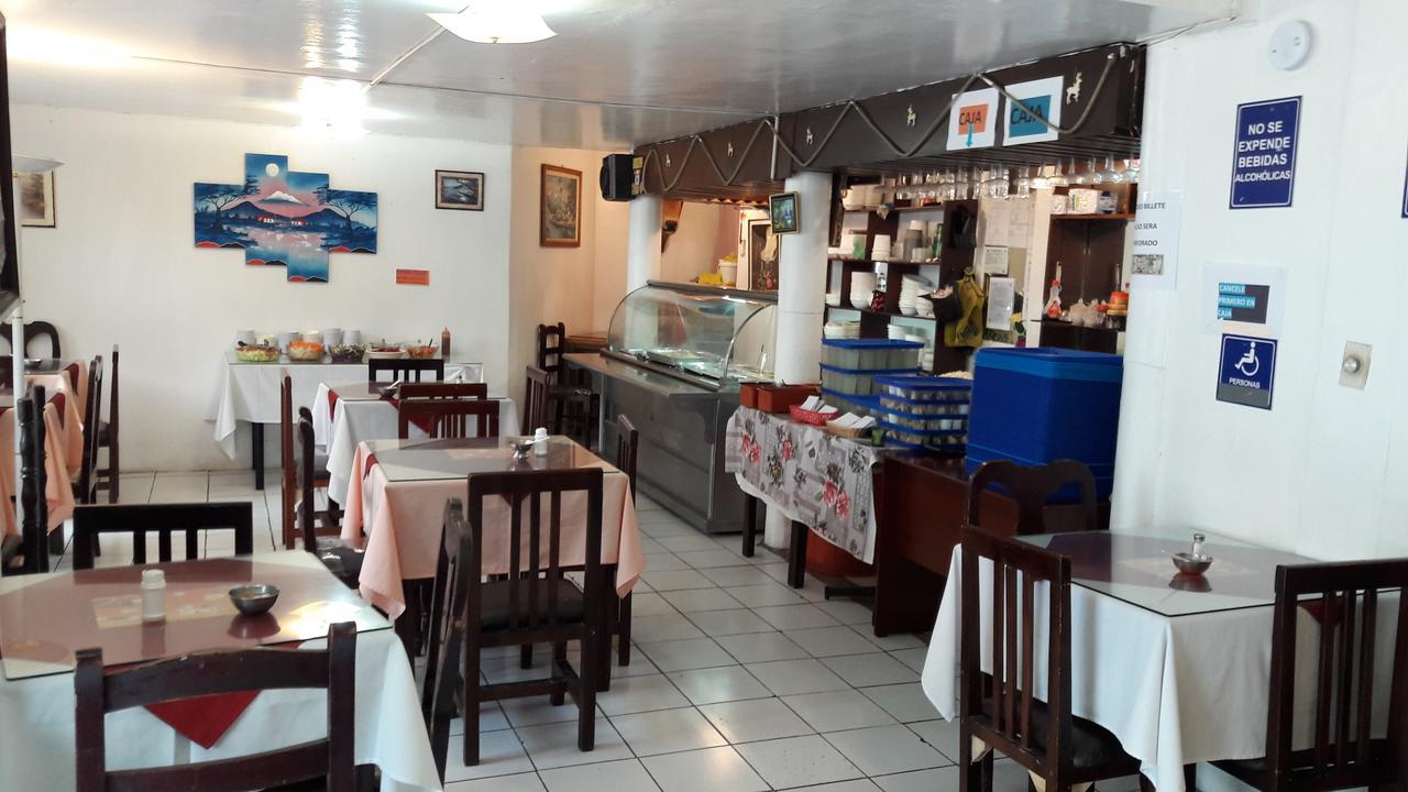 Hostal Santa Maria Gracia Кито Екстериор снимка
