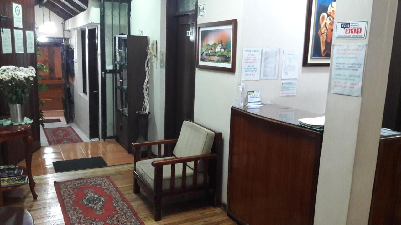 Hostal Santa Maria Gracia Кито Екстериор снимка